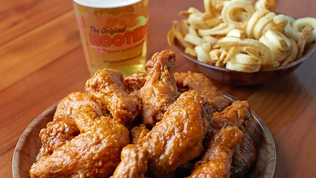 Hooters Oak Lawn, Oak Lawn, IL