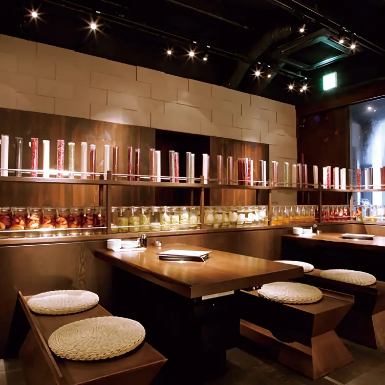 .3 - Toraji Aoyama, Minato-ku, Tokyo