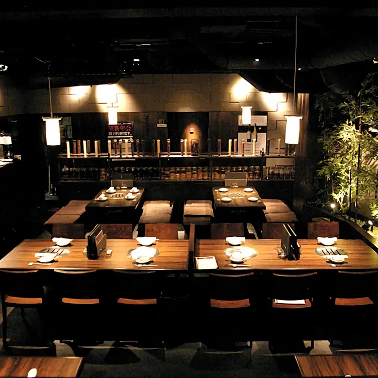 .6 - Toraji Aoyama, Minato-ku, Tokyo