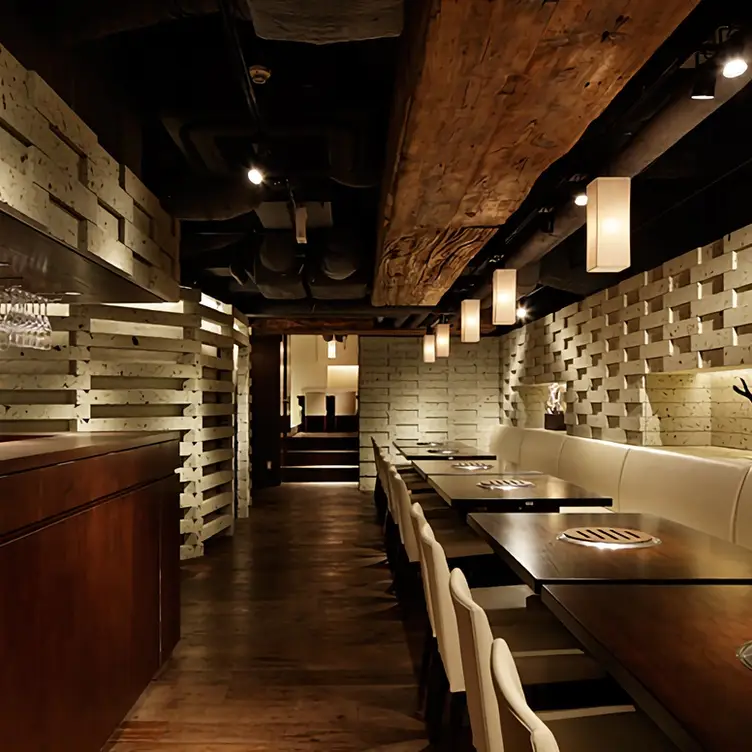 Toraji Ikebukuro-higashiguchi, Toyoshima-ku, Tokyo