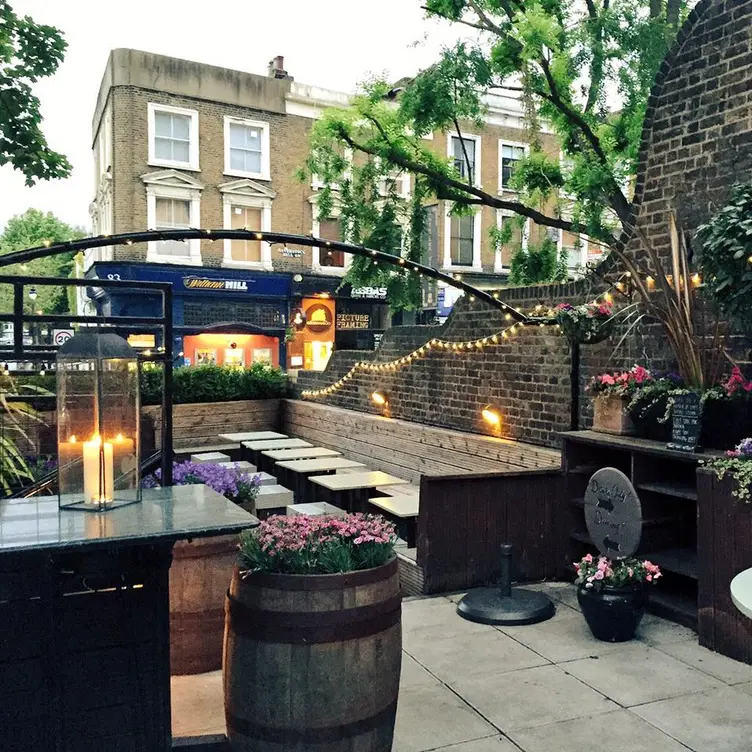 N - The Load of Hay Tavern - Permanently Closed, London, 