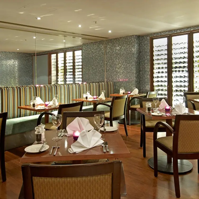 The Brasserie Restaurant - Hilton London Paddington, London, 