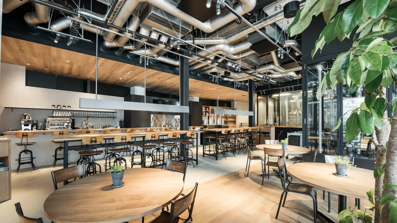 スプリングバレー_東京_店内 - Spring Valley Brewery Tokyo, Shibuya-ku, Tokyo