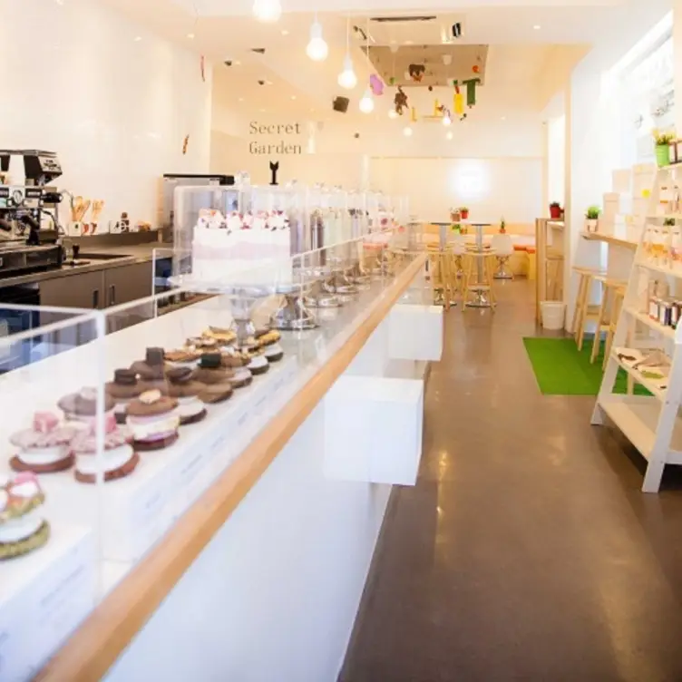 Cutter & Squidge, London, 