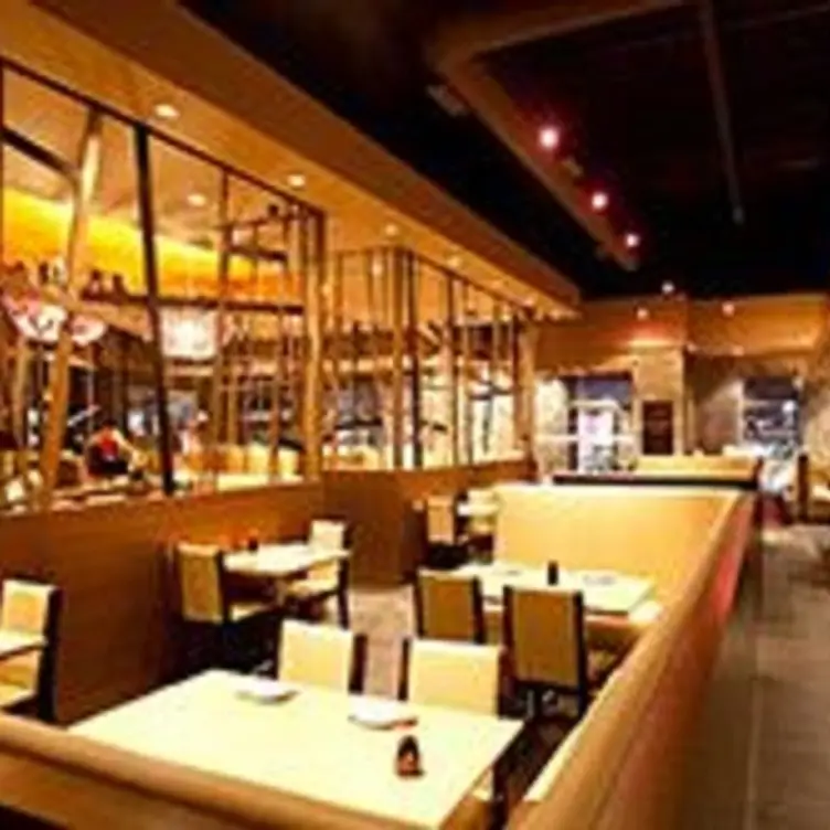 Tatemono Sushi Bar & Restaurant - Hamilton, Hamilton, ON