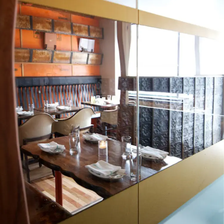 Interior - Ruxbin - Permanently Closed, Chicago, IL