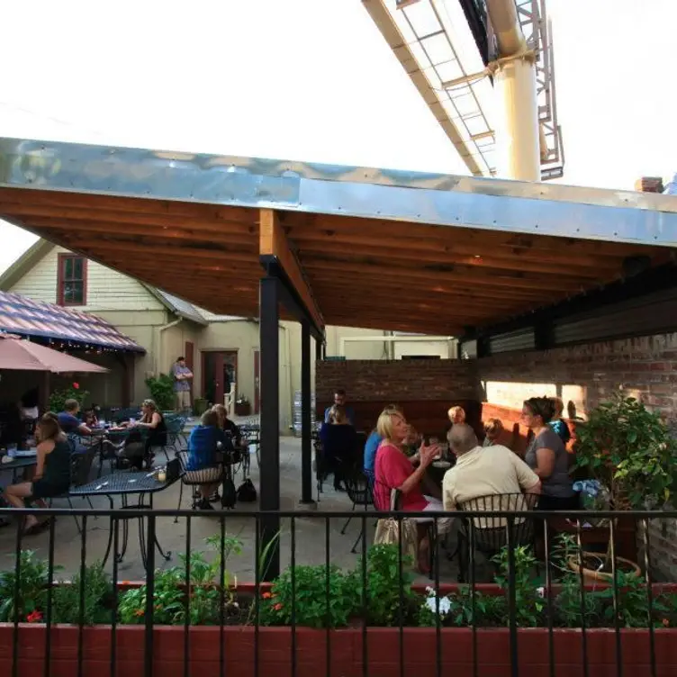 Serioz Pizza - Permanently Closed, Denver, CO