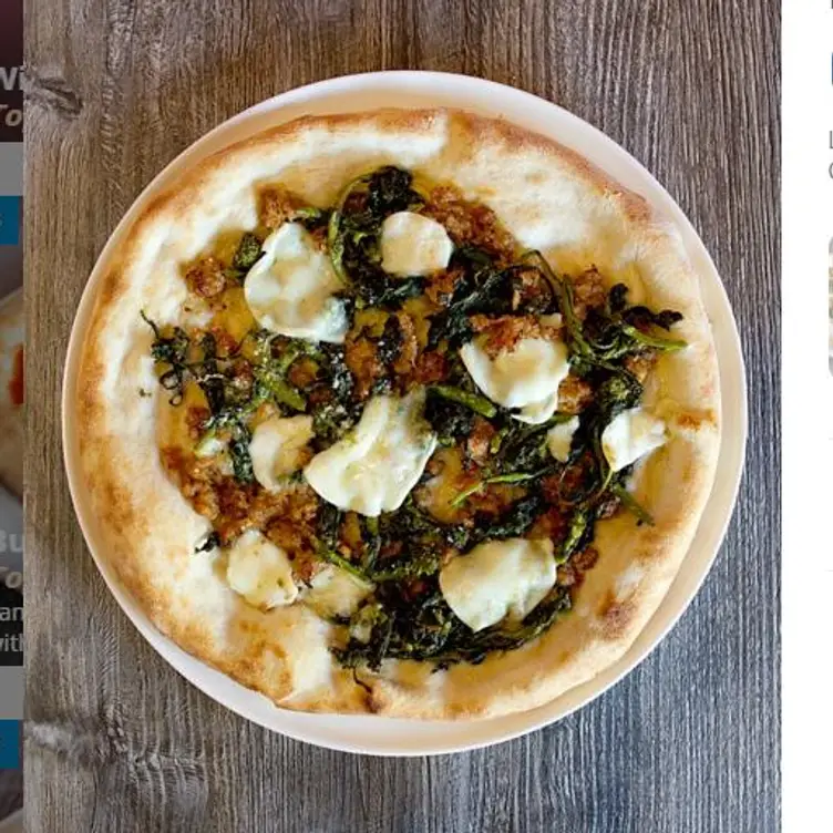 Broccoli e salsiccia Pizza - Made in Italy, San Mateo, CA