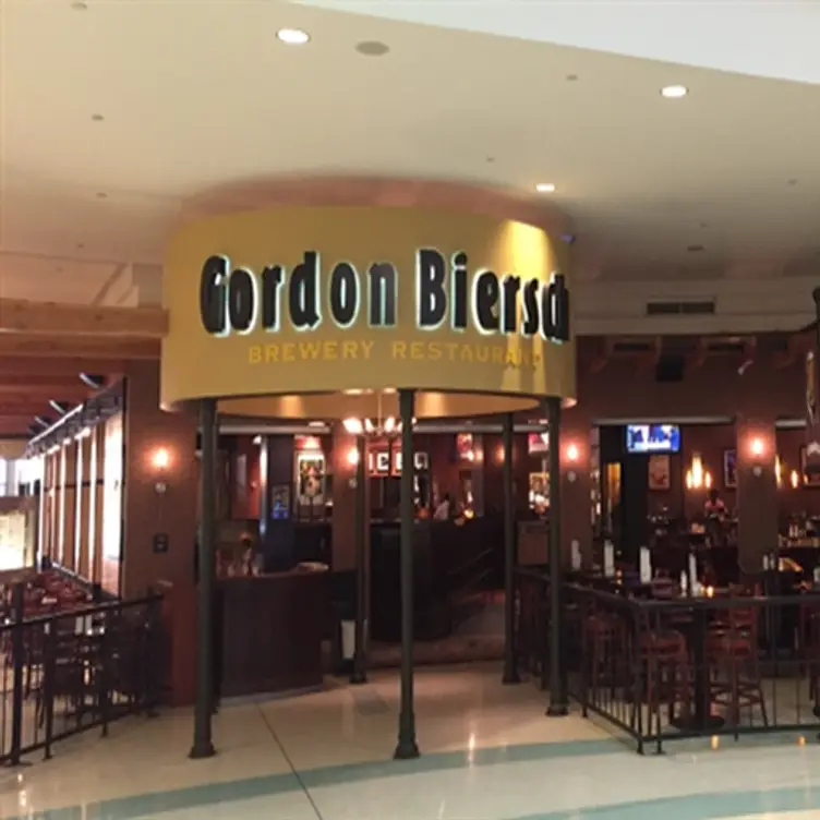 Gordon Biersch Brewery Restaurant - McLean (Tysons Corner), McLean, VA