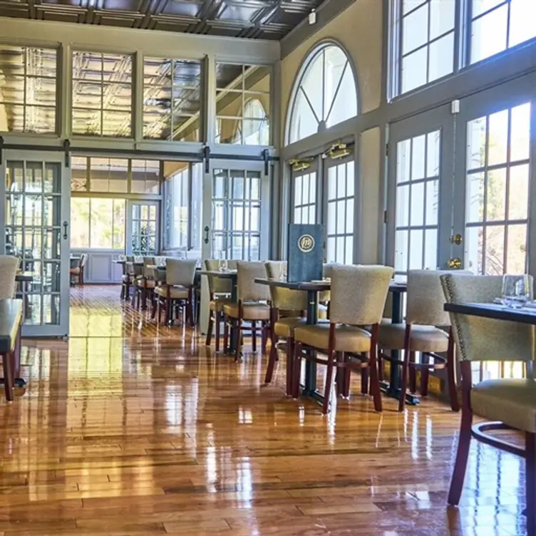 Maestro's at McGregor - Permanently Closed, Gansevoort, NY