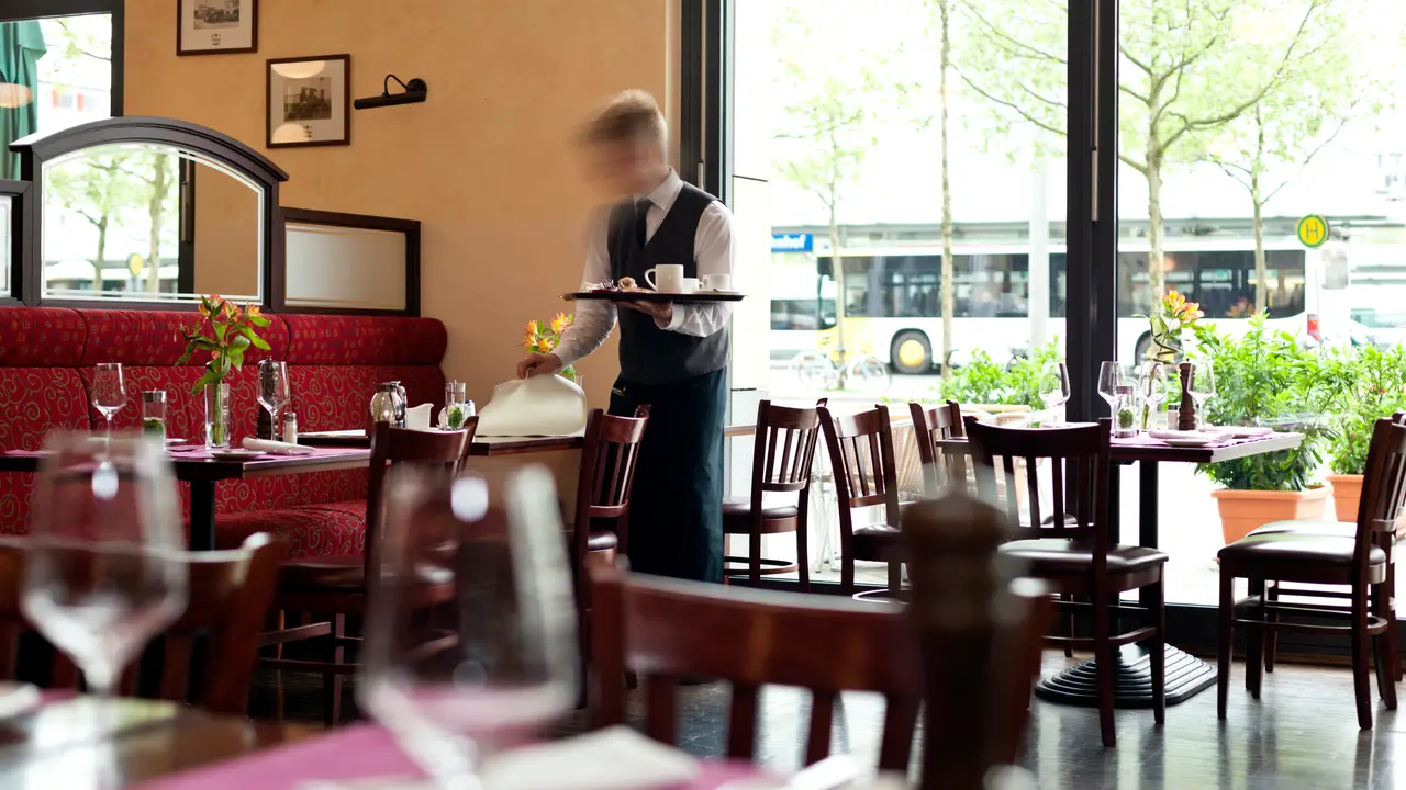 Fleming's Brasserie & Wine Bar im Intercity Hotel Bremen, Bremen, HB