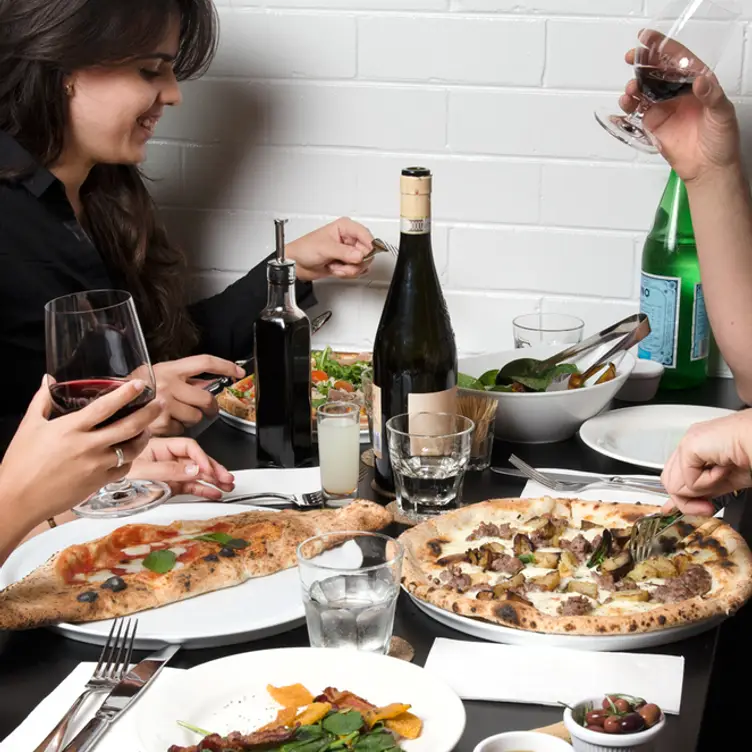Pizzeria Violetta - Pizzeria Violetta, Kenmore, AU-QLD