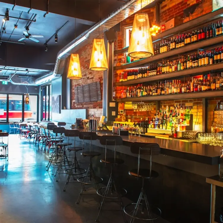 Provo FoodBar, Toronto, ON