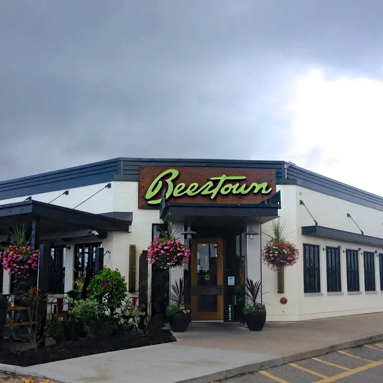 Beertown Public House - Cambridge, Cambridge, ON
