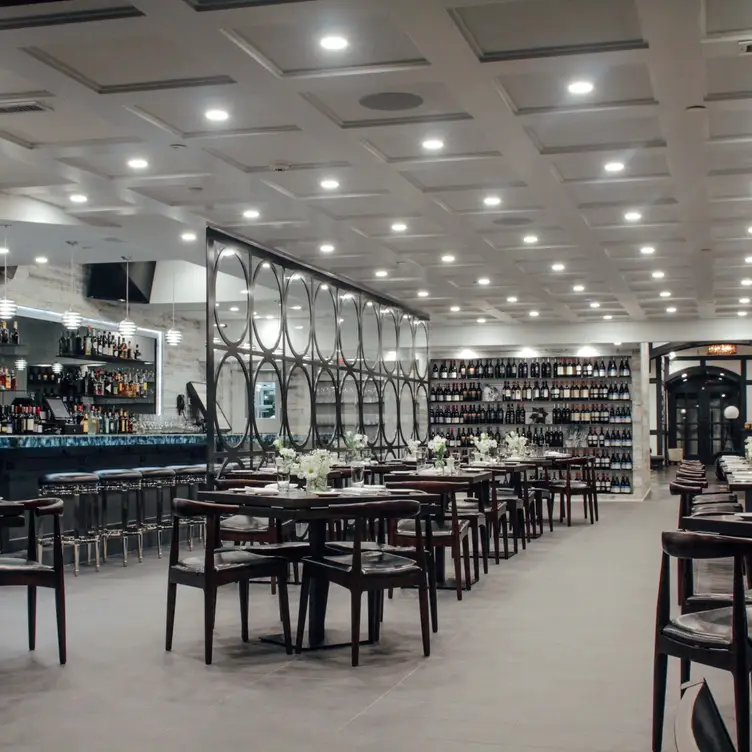 Dining-room-tour - Pearl at Longshore - Permanently Closed, Westport, CT