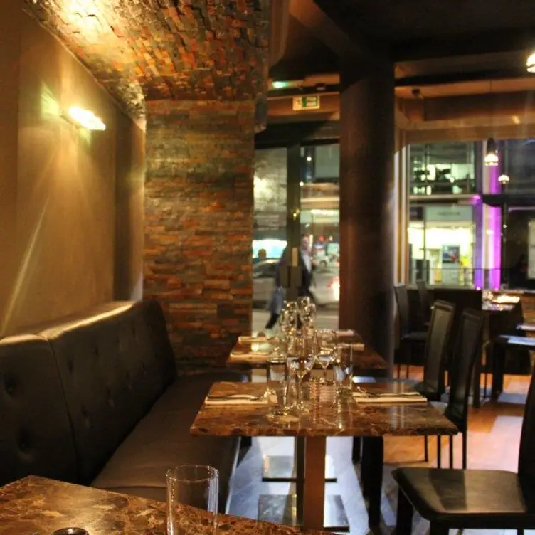 Pakhtoon Restaurant, London, 