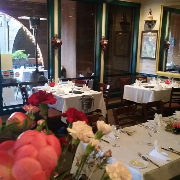 Experience - La Finestra Ristorante - Permanently Closed, Lafayette, CA