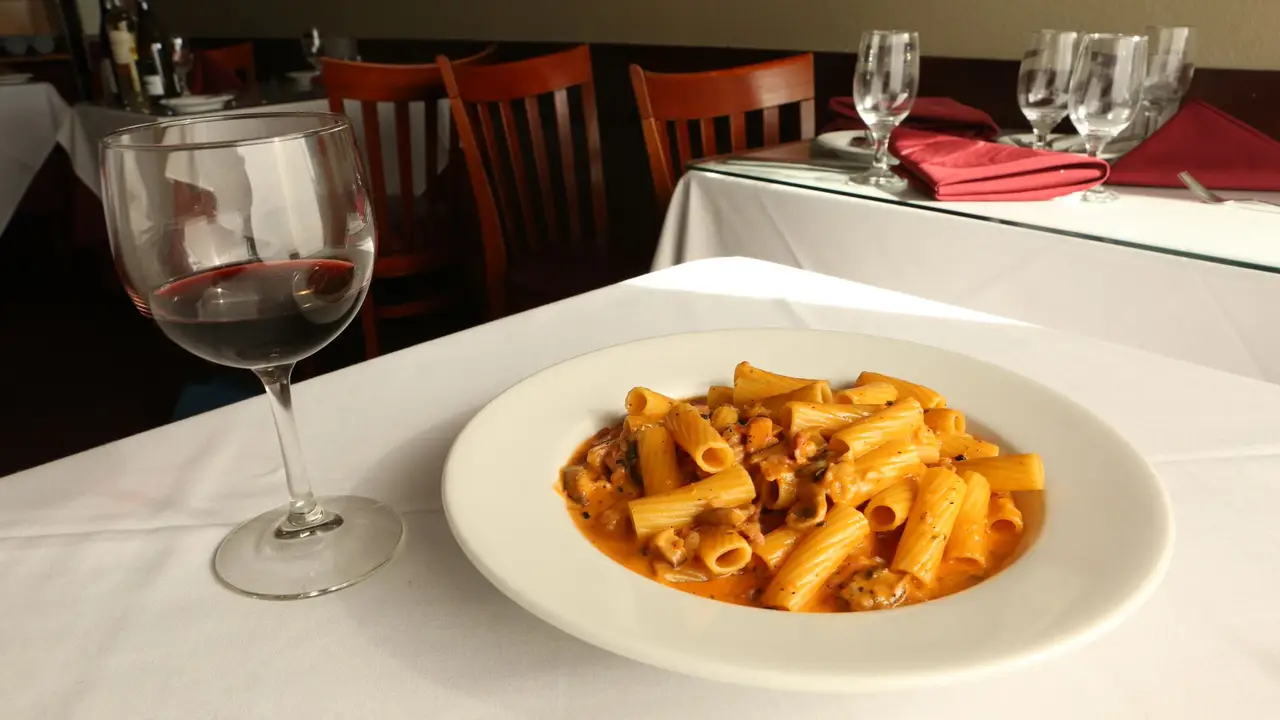 Aroma Restaurant, Los Angeles, CA