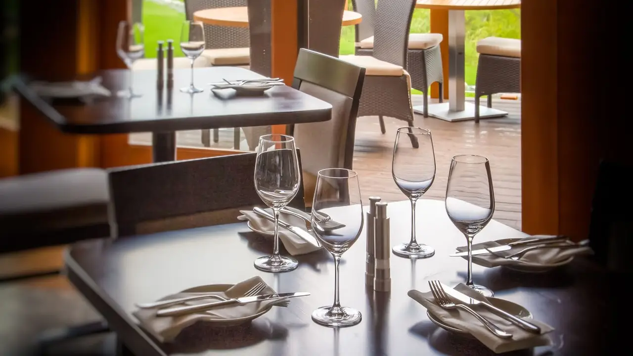 Dining Room - Drinkwaters, Port Alberni, BC