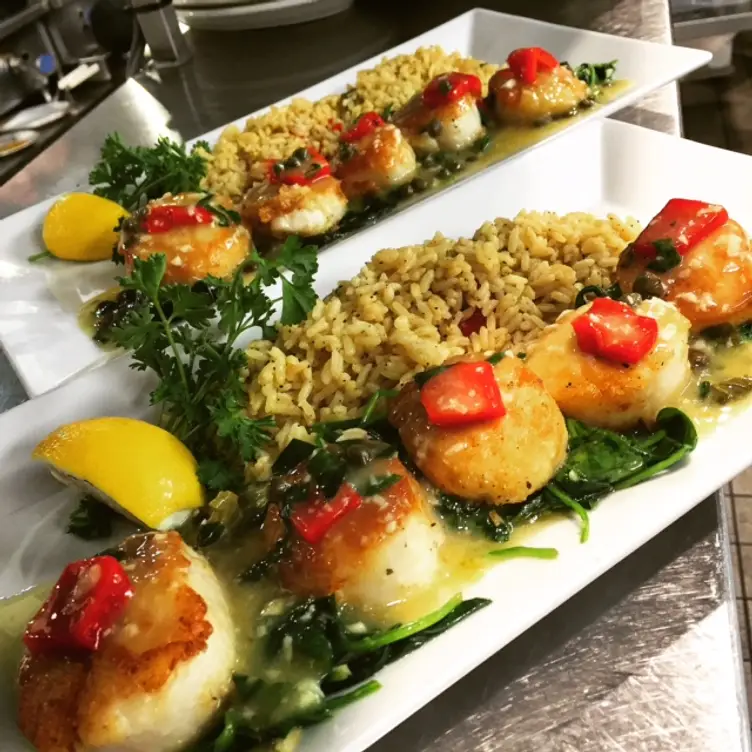 Scallops and sautéed spinach - Rafina Greek Taverna, Boca Raton, FL