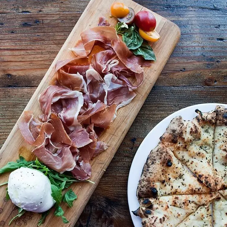 Settebello Pizzeria Napoletana - Newport - Permanently Closed，CANewport Coast