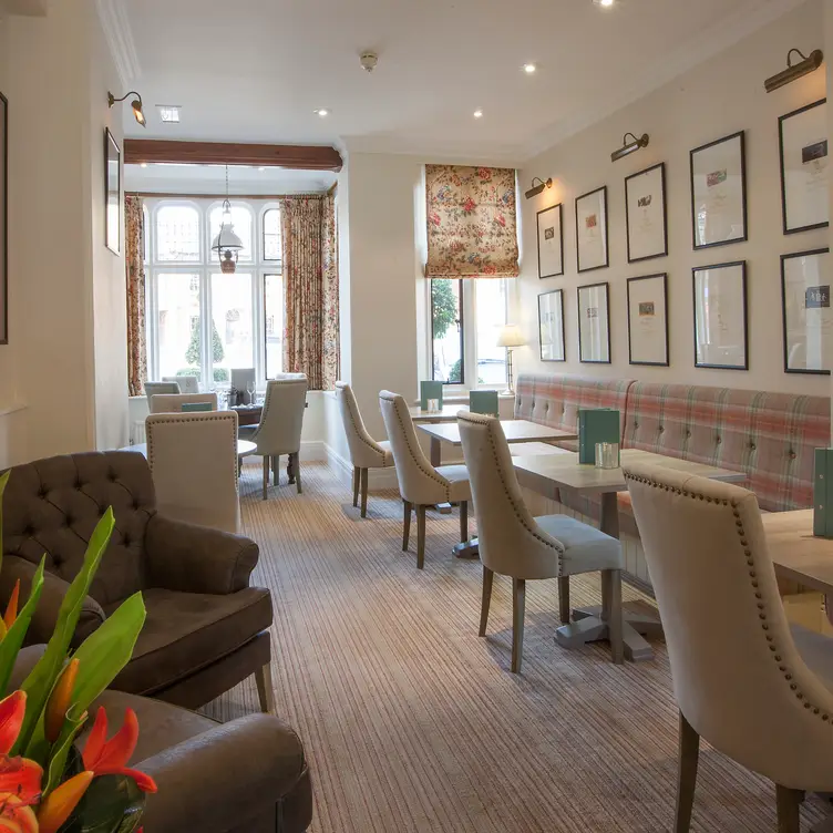 The Five Arrows, Waddesdon, Buckhinghamshire