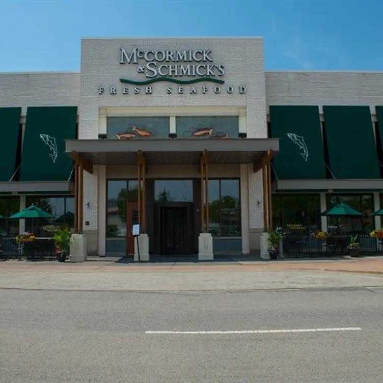 McCormick & Schmick's Seafood - Skokie - Permanently Closed IL Skokie