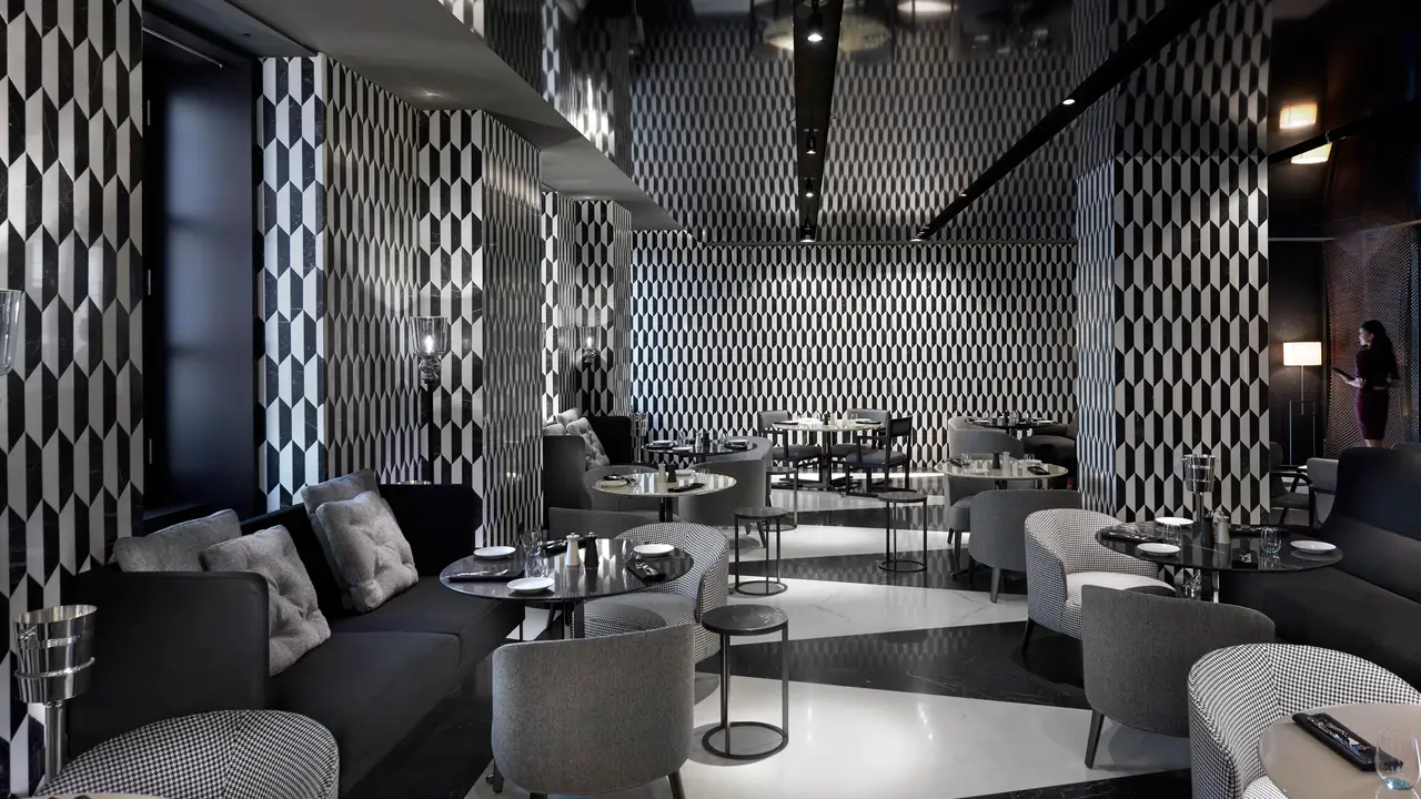 Mandarin Bar & Bistrot, Milan, Lombardy