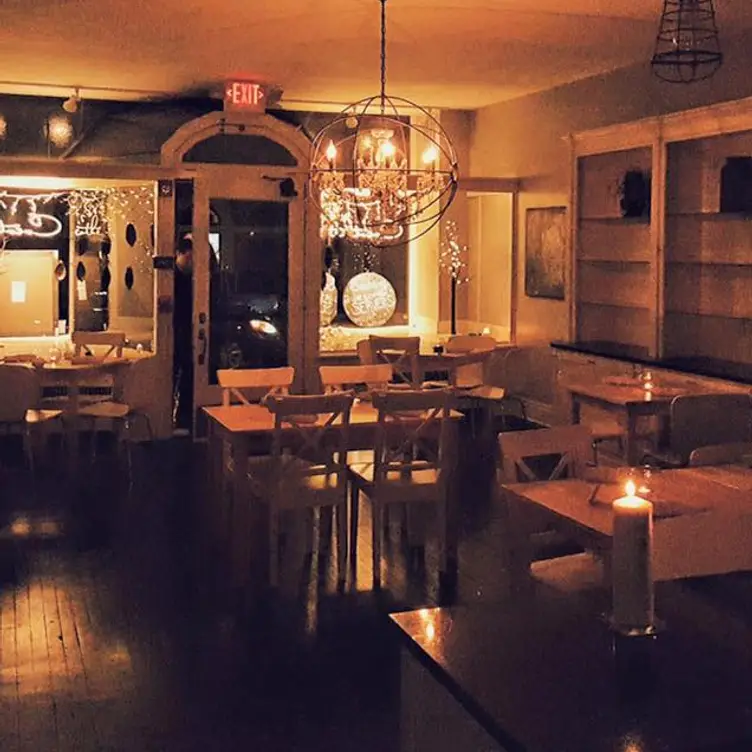 Cocother Room - Cocothe - Permanently Closed, Sewickley, PA