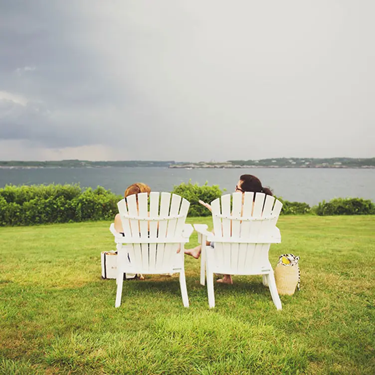 Ambiance - The Lawn Terrace at Castle Hill, Newport, RI