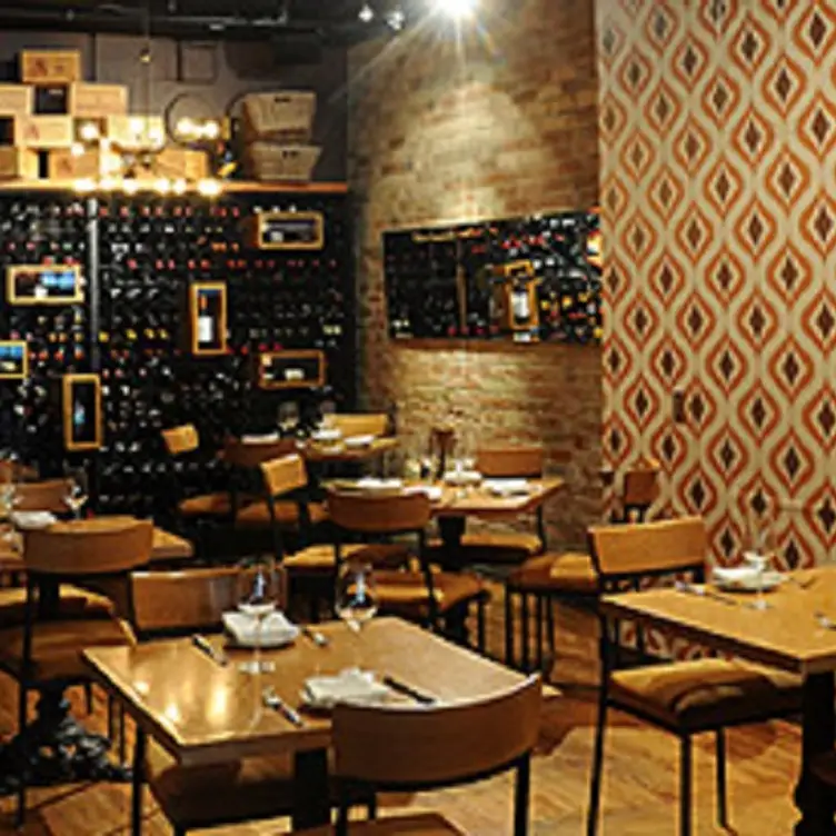Wine Bar - Toronto - Permanently Closed, Toronto, ON