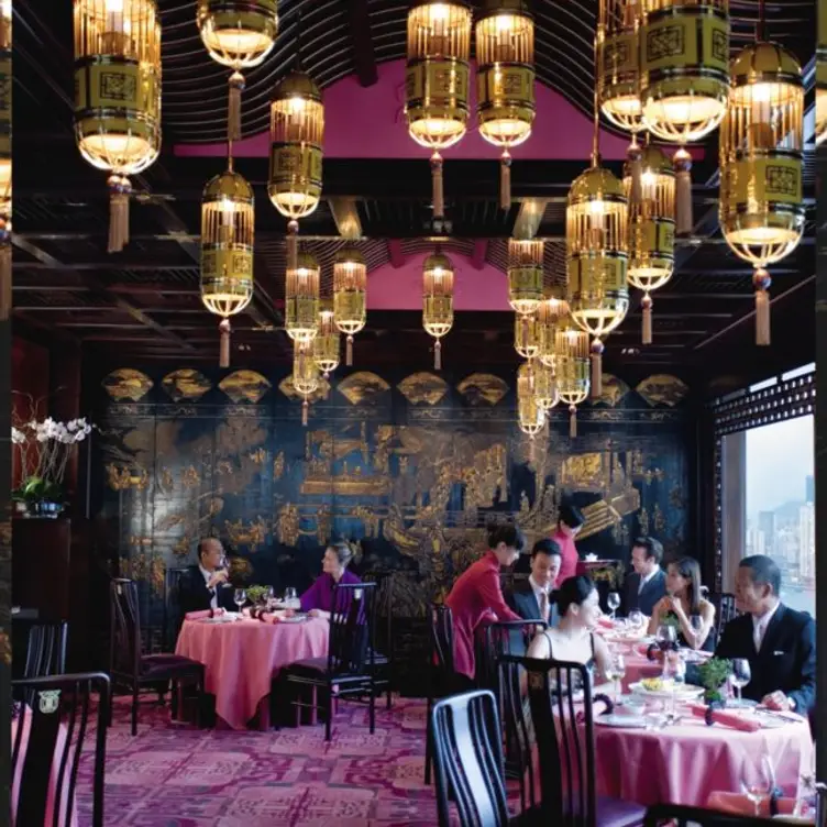Hong-kong-restaurant-man-wah - Man Wah - Mandarin Oriental Hong Kong, Hong Kong, Hong Kong