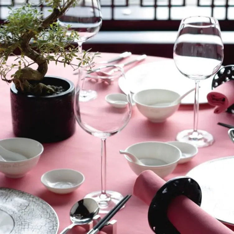 Hong-kong-restaurant-man-wah-detail - Man Wah - Mandarin Oriental Hong Kong, Hong Kong, Hong Kong