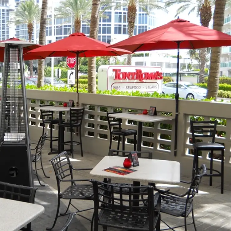 Tony Roma's - Sunny Isles Beach - Permanently Closed, Sunny Isles Beach, FL
