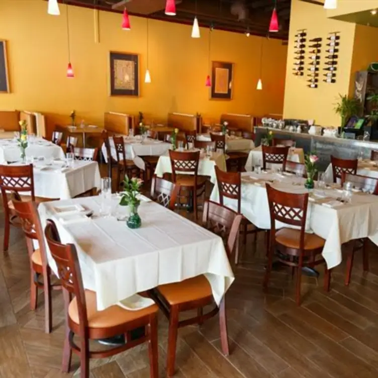 Green Lotus Thai Cuisine, Alpharetta, GA