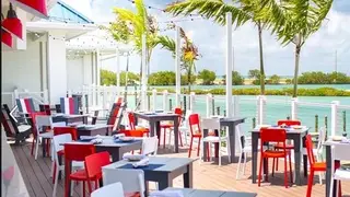 Una foto del restaurante Angler & Ale at Hawks Cay