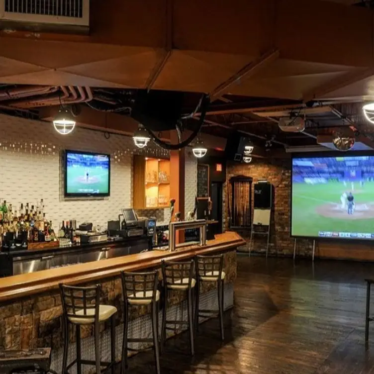 Safari Ajax - Safari Bar & Grill - Ajax - Permanently Closed, Ajax, ON