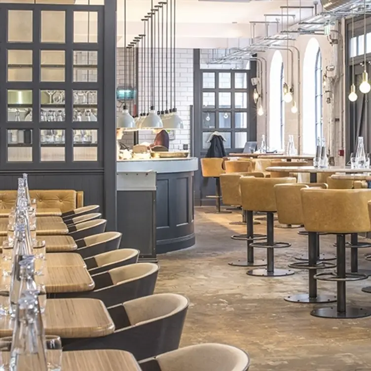 Charlotte's W5, Ealing Broadway, Greater London