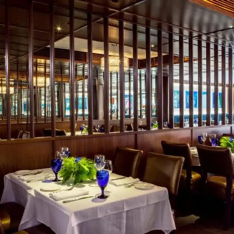 Alba - Alba - Permanently Closed, Montréal, QC