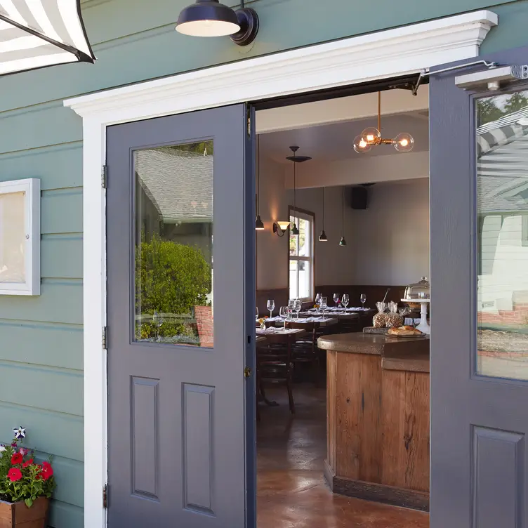 Hazel - Occidental, Occidental, CA