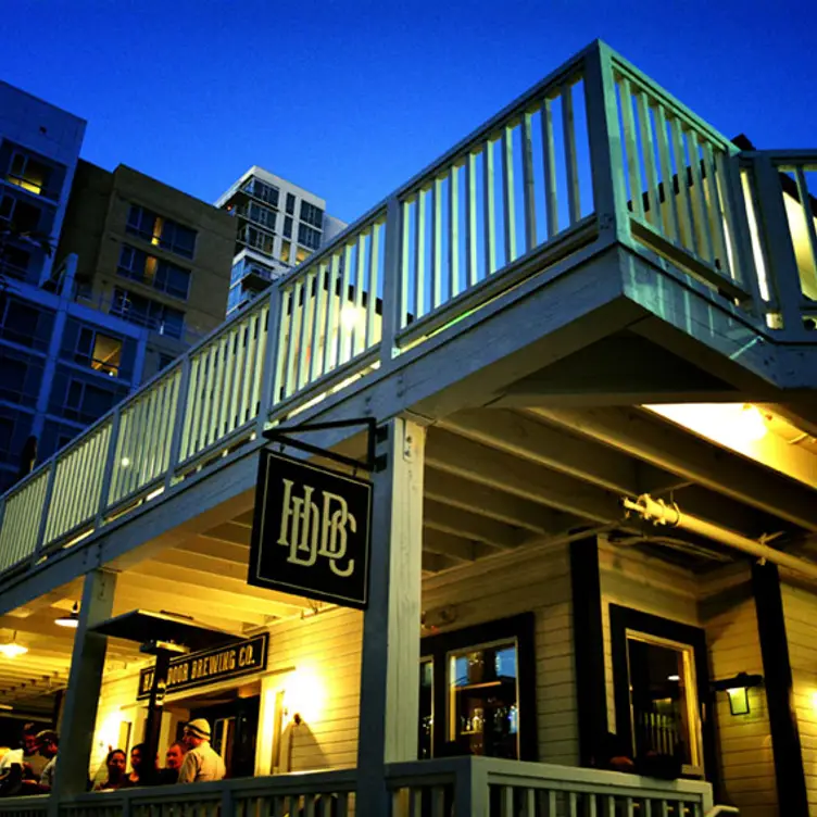 Half Door Brewing Co.，CASan Diego