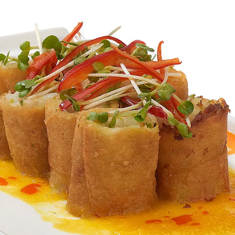 Shrimp Spring Roll Full - PAC-MAN ENTERTAINMENT, Schaumburg, IL