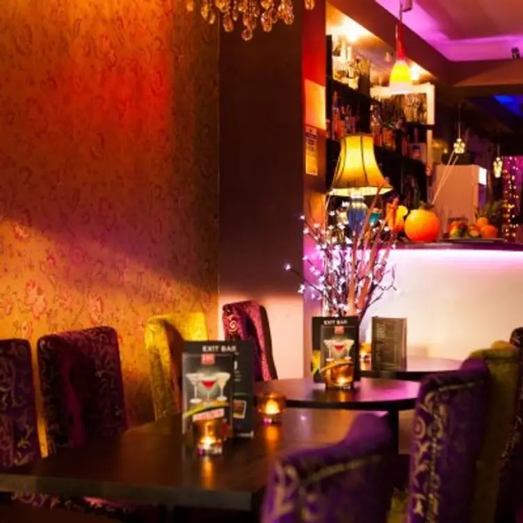 Exit Bar, London, 