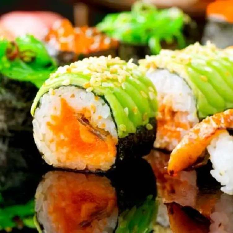 Makimono Sushi Bar & Restaurant - Whitby, Whitby, ON
