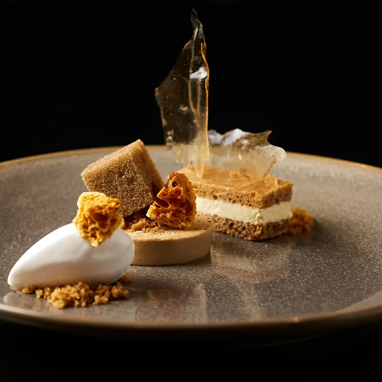 Avista Restaurant & Bar, London, 