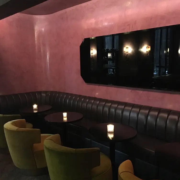 Maple & Ash, Chicago, IL