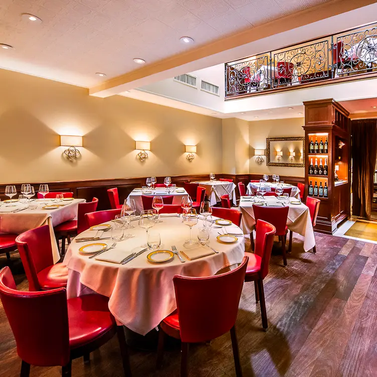 Dining Room - Felidia, New York, NY