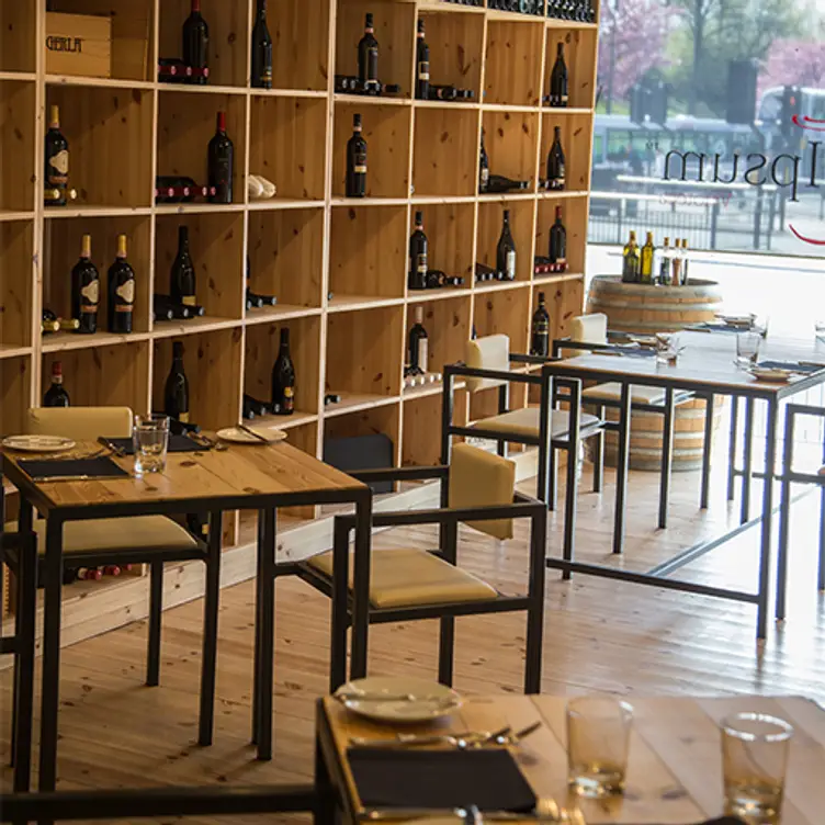 Ipsum Vinoteca, Leeds, West Yorkshire