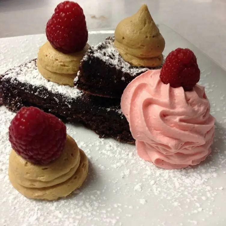 Garden Bistro - Garden Bistro 24 - Slingerlands, Slingerlands, NY
