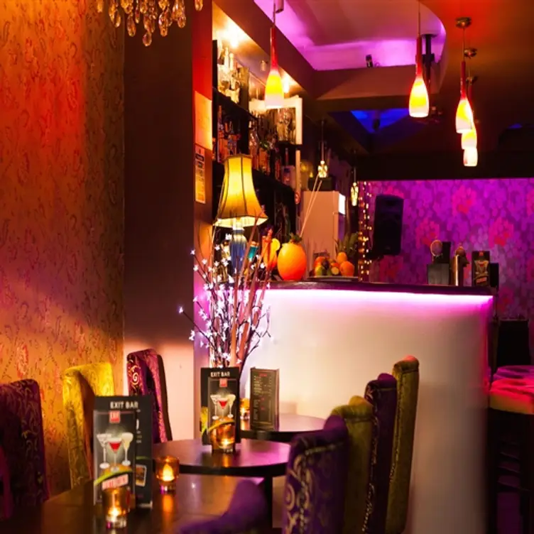 Exit Bar, London, 
